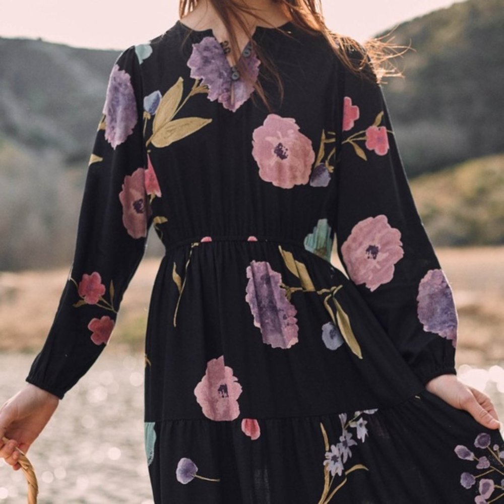 NWT Christy Dawn Dress, Noir Blooms M/L